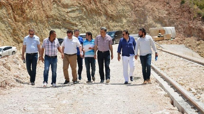 Coşkun, Adrasan Barajı Ve Sulaması İnşaatlarını İnceledi