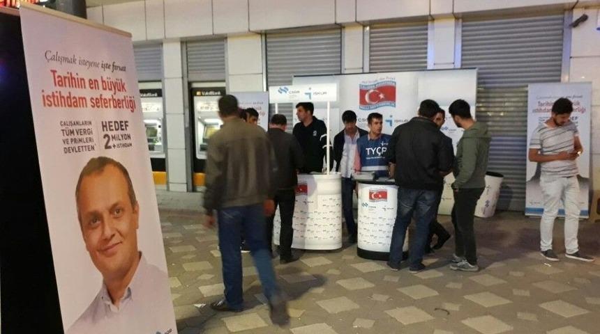 İş-kur İl M&uuml;d&uuml;r&uuml; G&uuml;ven Stant Başına Ge&ccedil;ti