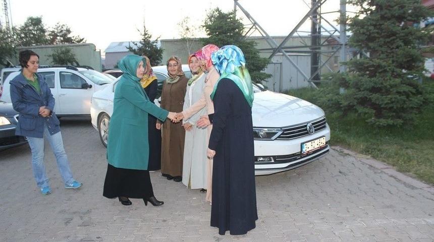 Tuba Işın Kur&rsquo;an Kursu &Ouml;ğrencileri İle İftar Yaptı