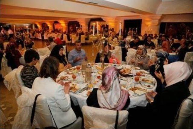 Başkan Duruay&rsquo;dan Şehit Aileleri Ve Gaziler İ&ccedil;in İftar Yemeği 1