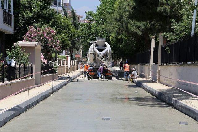 Büyükçekmece’ye Avrupa Standartlarında Yollar Yapılıyor