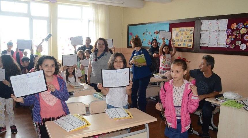 Zonguldak&rsquo;ta 105 Bin &Ouml;ğrenci Karne Heyecanı Yaşadı