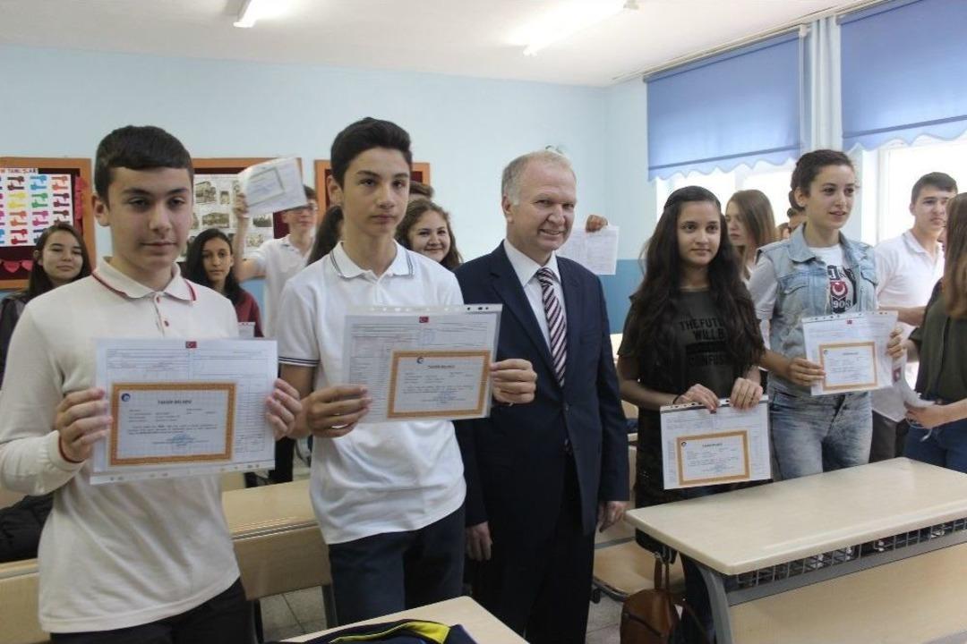 Tekirdağ&rsquo;da 172 Bin 212 &Ouml;ğrenci Karne Aldı