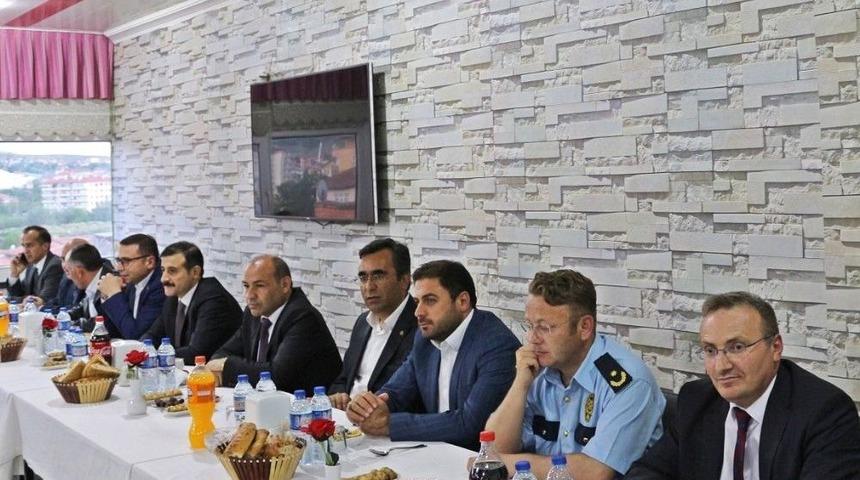 Sungurlu Kaymakamlığı&rsquo;ndan İftar Yemeği