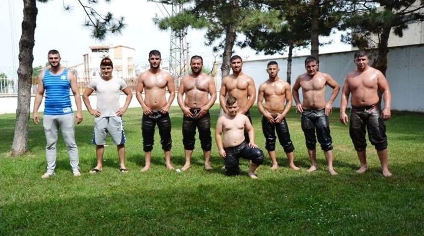 G&uuml;reş&ccedil;iler Antrenmanları Sıklaştırdı