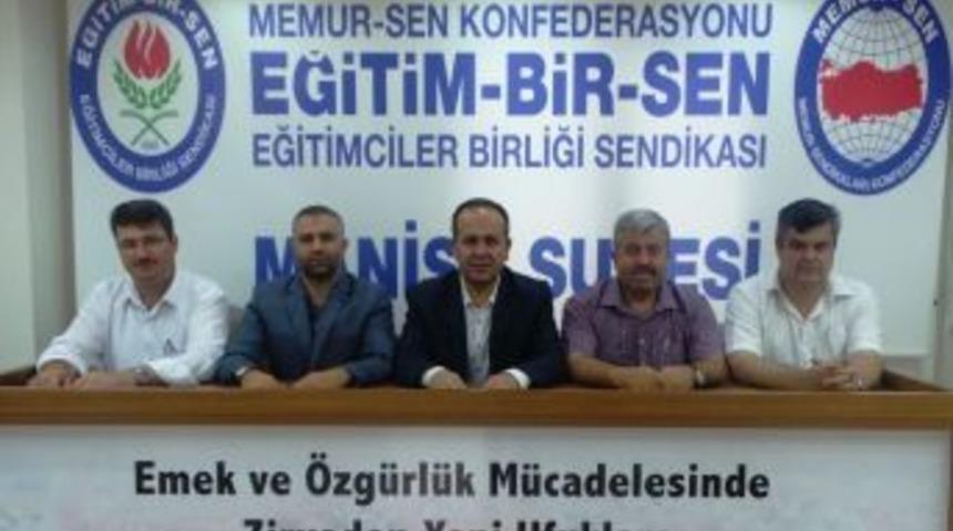 &Uuml;niversitelerdeki Kadın Artışı Sevindirdi