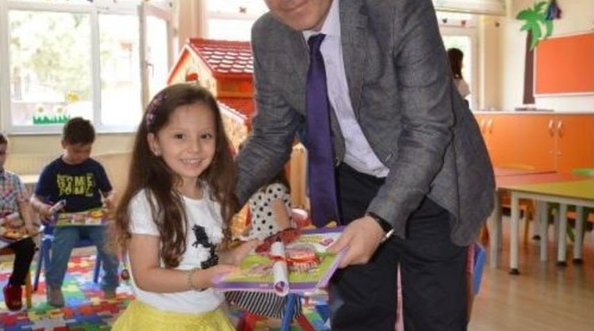 Niksar&rsquo;da &Ouml;ğrenciler Karne Heyecanı Yaşadı