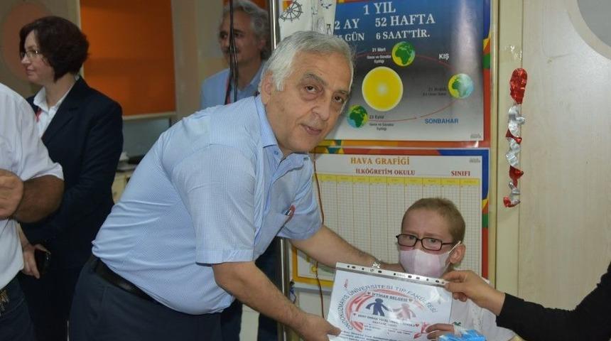 Karnelerini Hastanede Aldılar