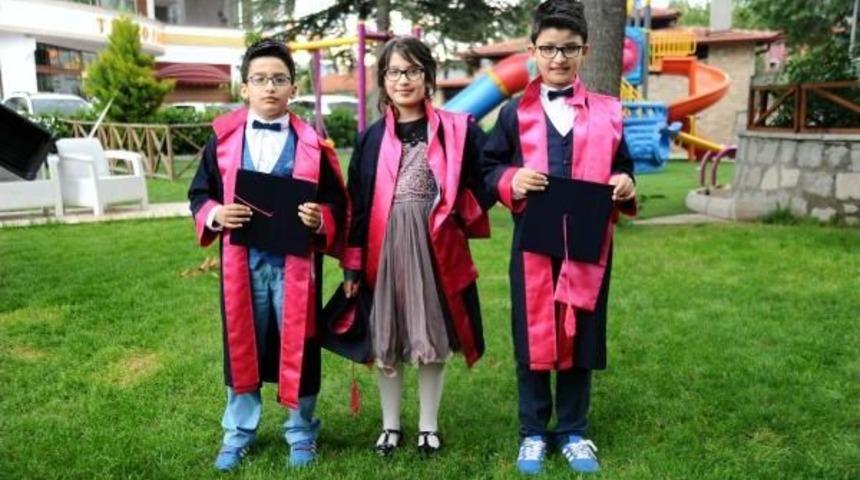 &Uuml;&ccedil;&uuml;zlerin Karne Heyecanı