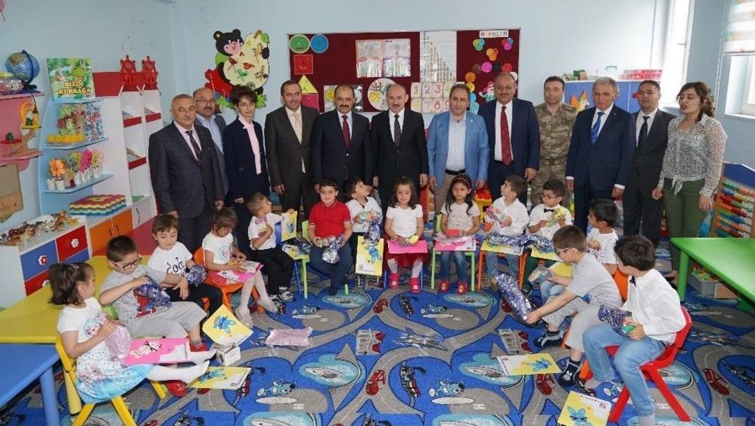 Kastamonu&rsquo;da 56 Bin &Ouml;ğrenci Karnesini Aldı