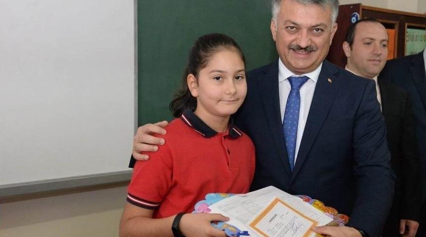 Balıkesir&rsquo;de 184 Bin 366 &Ouml;ğrenci Aldı