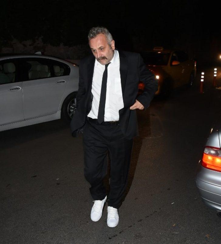 Bütün gece el ele G5