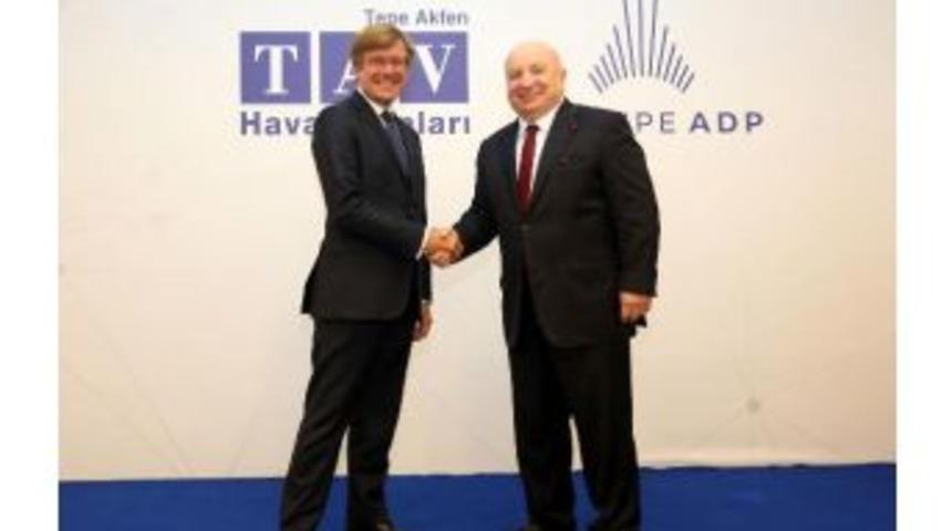 Sani Şener "krizler Gelip Ge&ccedil;ici"