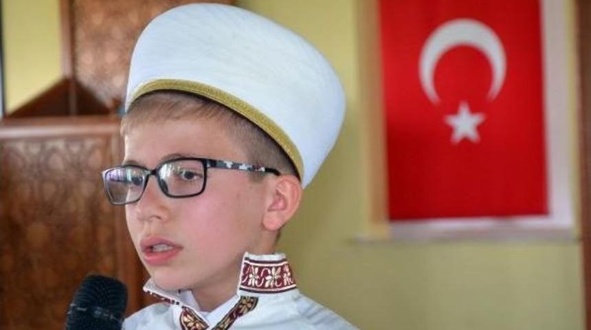 5&rsquo;Inci Sınıf &Ouml;ğrencisi H&uuml;seyin 5 Ayda Hafız Oldu