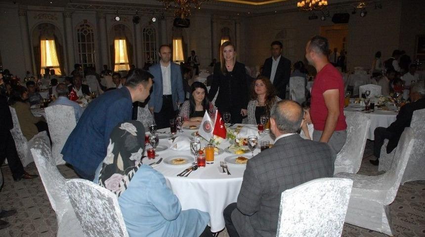 Tuşba Kaymakamlığından Şehit Ve Gazi Ailelerine İftar