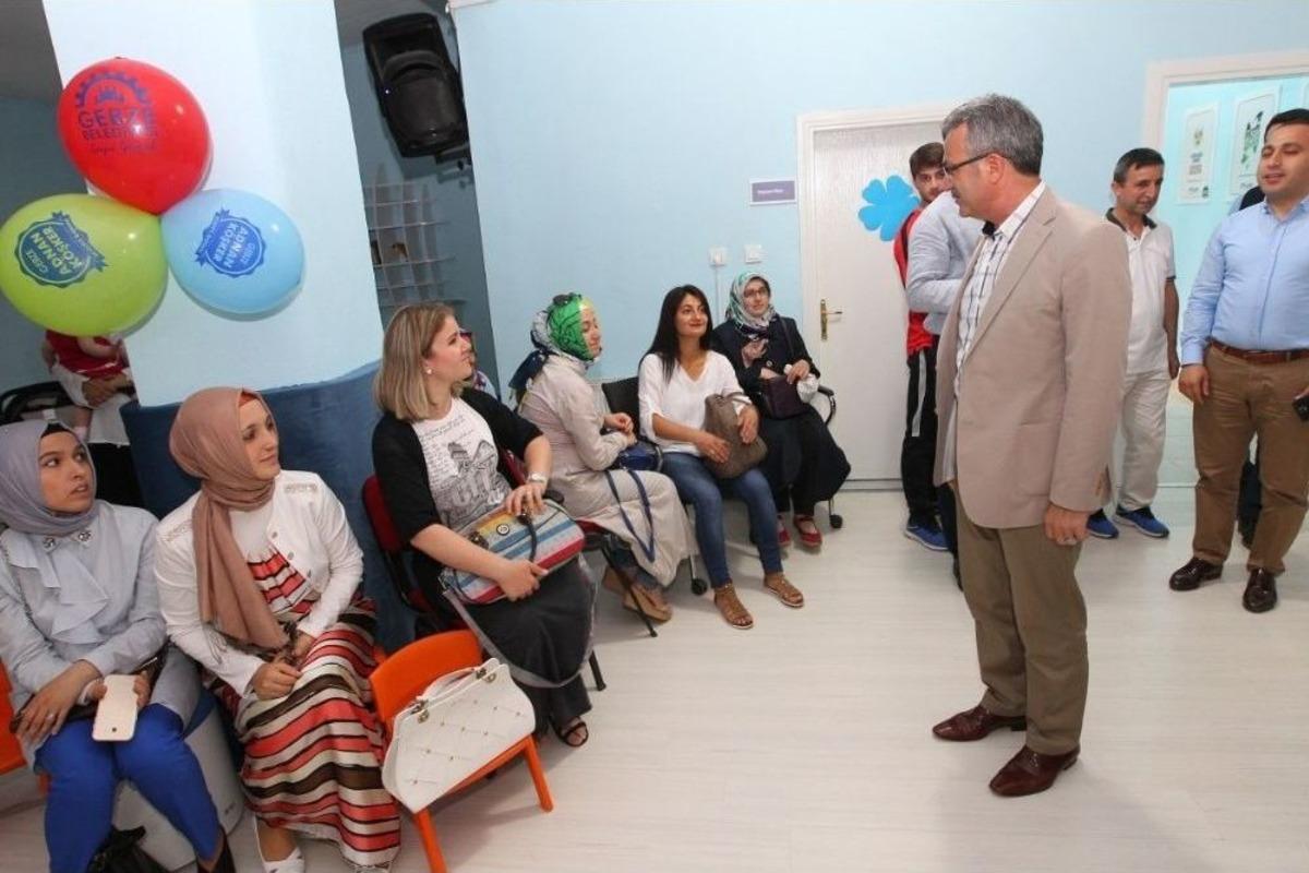 Anaokulu &Uuml;niversitesi&rsquo;nde Karne Heyecanı Yaşandı