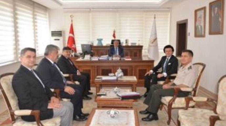 Bakanlığın &Ccedil;avdarhisar Seferberliği