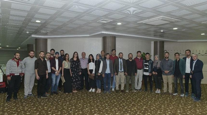 Rekt&ouml;r Akg&uuml;l&rsquo;den Yabancı Uyruklu &Ouml;ğrencilere İftar