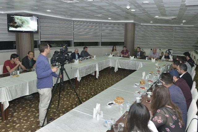 Rektör Akgül’den Yabancı Uyruklu Öğrencilere İftar