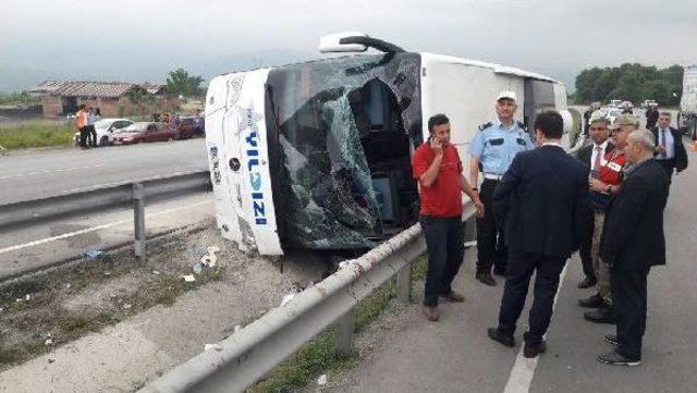 Askerleri Taşıyan Otobüs Kaza Yaptı : 47 Yaralı