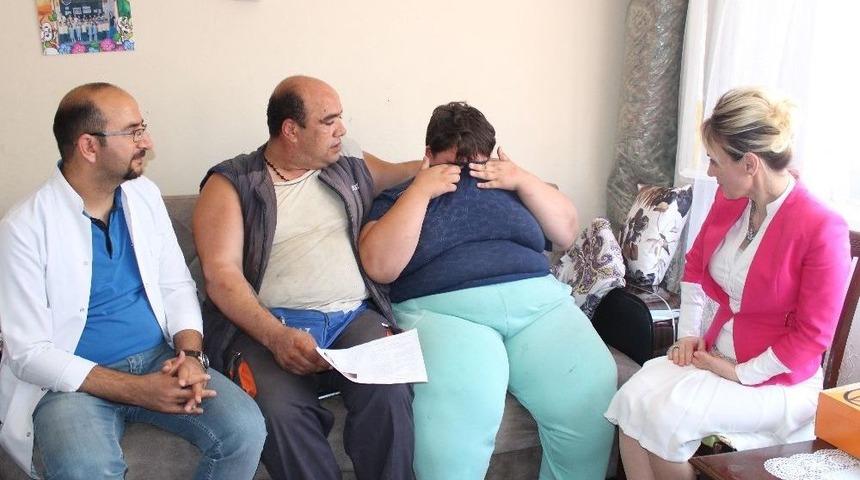 165 Kiloluk Nurettin, Ağlayarak Hastaneye Yatmayı Reddetti