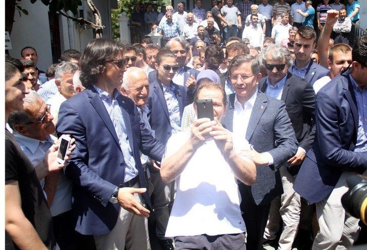 Ahmet Davutoğlu: "herkes Ata Dostu" G4