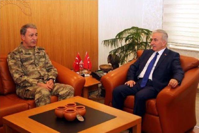 Genelkurmay Başkanı Akar&rsquo;Dan Vali Kam&ccedil;ı&rsquo;Ya Ziyaret 3