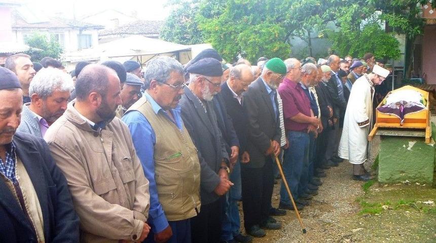 Bilecik&rsquo;ten Afyonkarahisar&rsquo;a Sevk Edilen Kadın Hastanede Hayatını Kaybetti