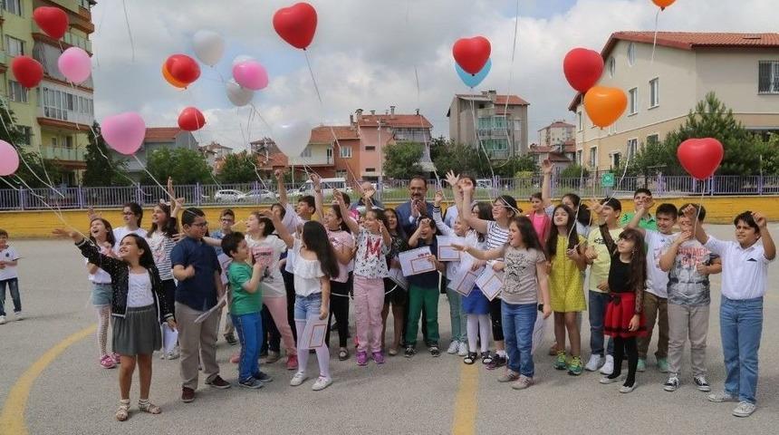 Uşak&rsquo;ta Karne Heyecanı