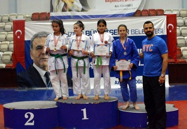 Judoda B&uuml;y&uuml;kşehir Farkı 1