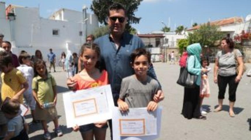 Başkan Kocadon &Ouml;ğrencilerin Karne Sevincine Ortak Oldu