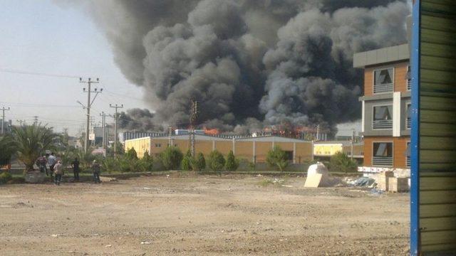 Osmaniye’de Kağıt Fabrikasında Yangın