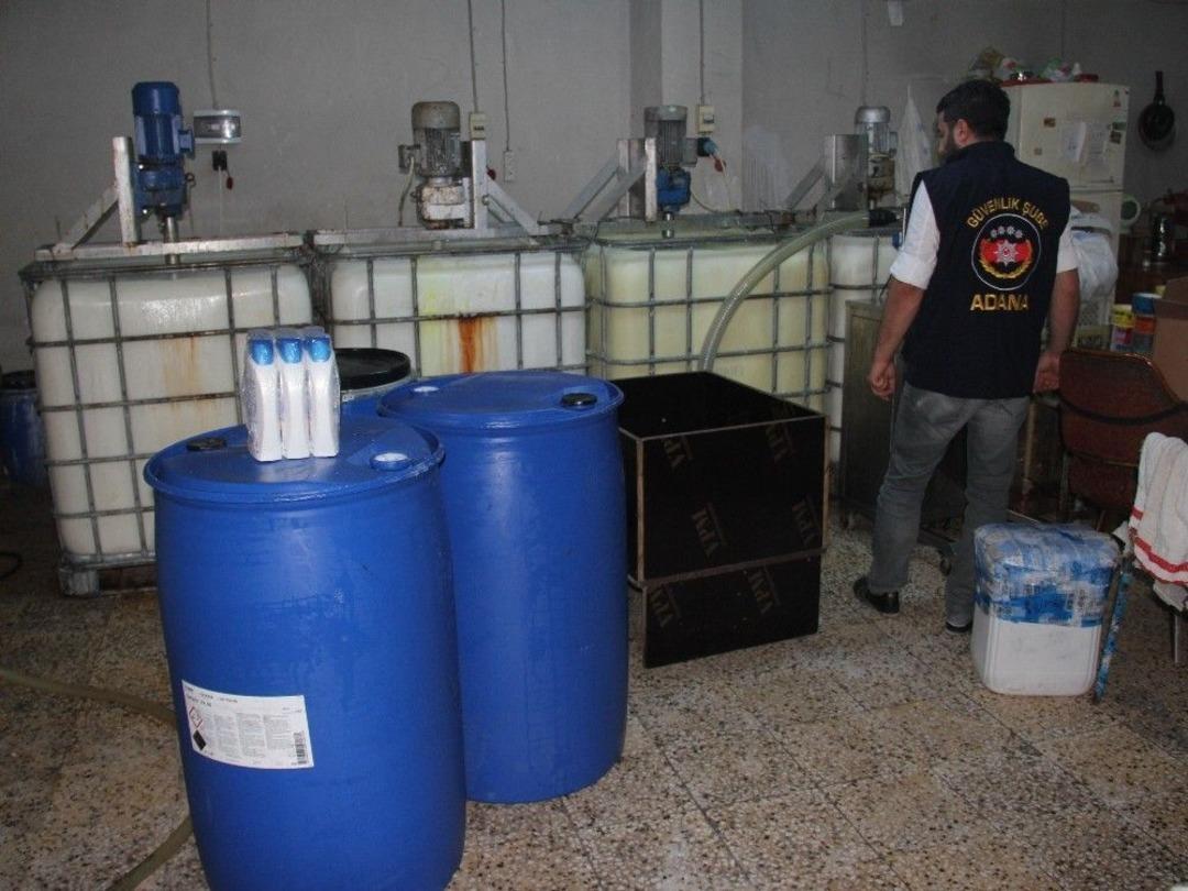 &Ccedil;ikolata Kolileri İ&ccedil;inde 25 Ton Sahte Şampuan Ele Ge&ccedil;irildi