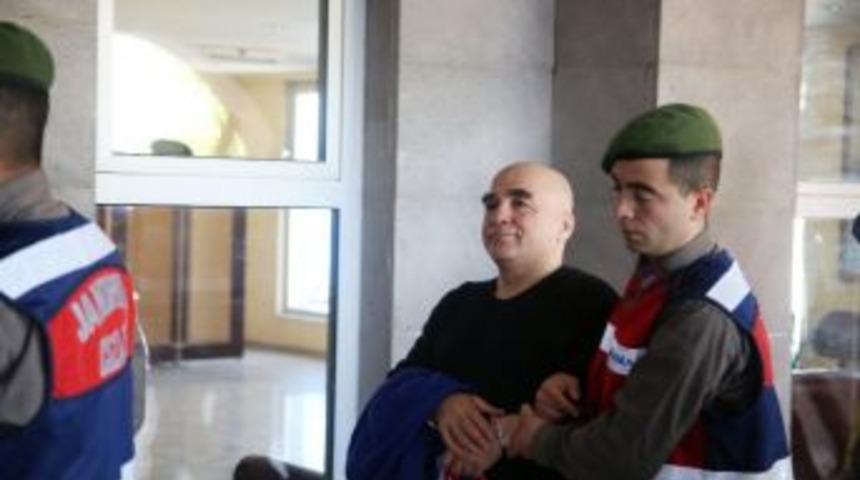 Fet&ouml; Sanığı Eski Rekt&ouml;r Mahkemeden Emekli İkramiyesini İstedi