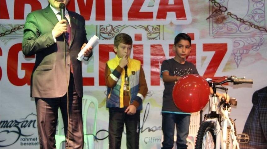 Bakan &Ouml;zl&uuml; D&uuml;zce&rsquo;de