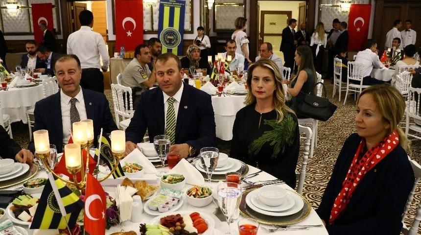 Afider Şehit Aileleri Ve Gazilerle İftar Yaptı