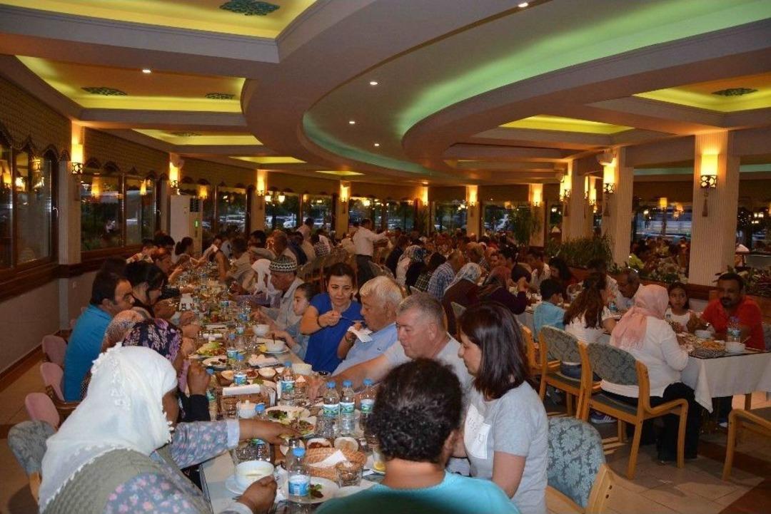 Kaymakam &Uuml;rkmezer&rsquo;den Şehit Yakınları Ve Gazilere İftar