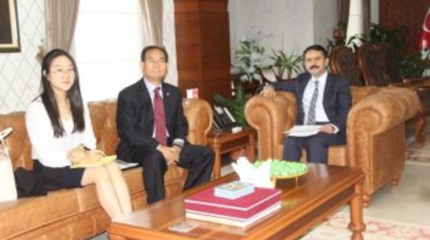 G&uuml;ney Kore B&uuml;y&uuml;kel&ccedil;isi Vali Aktaş&rsquo;ı Ziyaret Etti