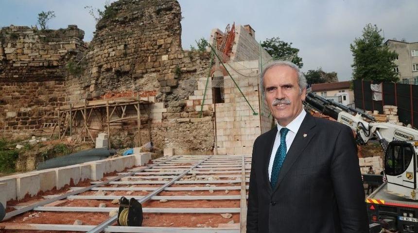 Zindan Kapı G&uuml;n Y&uuml;z&uuml;ne &Ccedil;ıkıyor