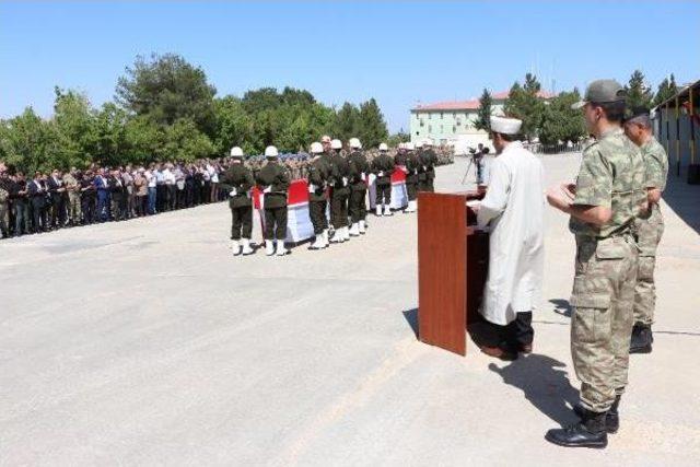 Şırnak Şehitleri Memleketlerine Uğurlandı 3