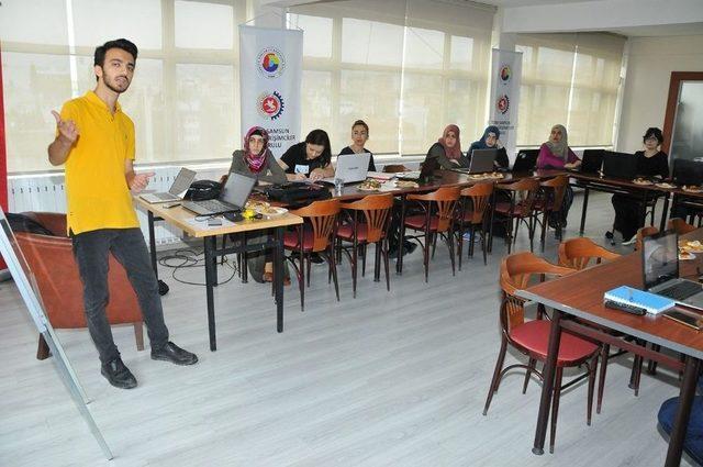 Kadınlar Geleceği Yazacak 1