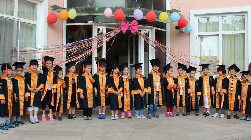 Damacana Pompasından U&ccedil;ak Yaptıran Hayal G&uuml;c&uuml;