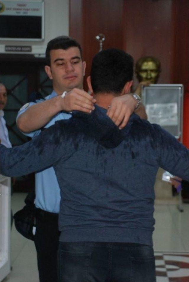 Tokat&rsquo;ta Saat Kuralına Takılan &Ouml;ğrenci Sınava Giremedi 2