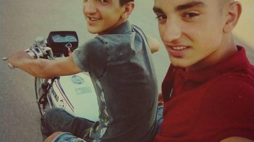 Motosiklet Tutkunu Gen&ccedil; Kazada &Ouml;ld&uuml;