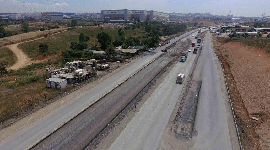 Bu Cadde, &Ccedil;ayırova Trafiğini Rahatlatacak