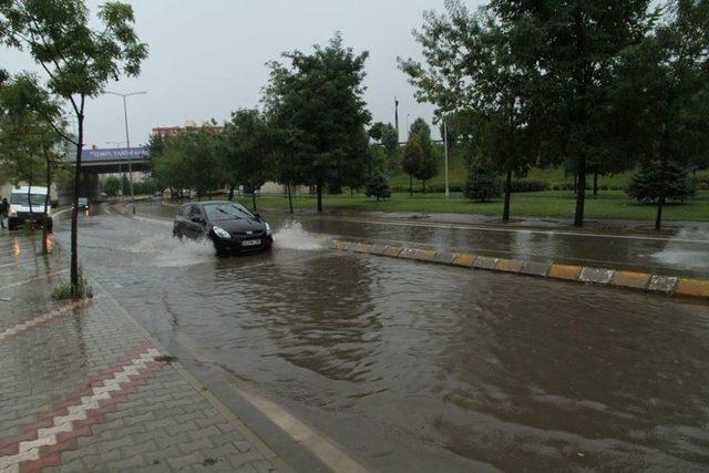 Büyükşehir İtfaiyesi Hazır Kıta Bekliyor