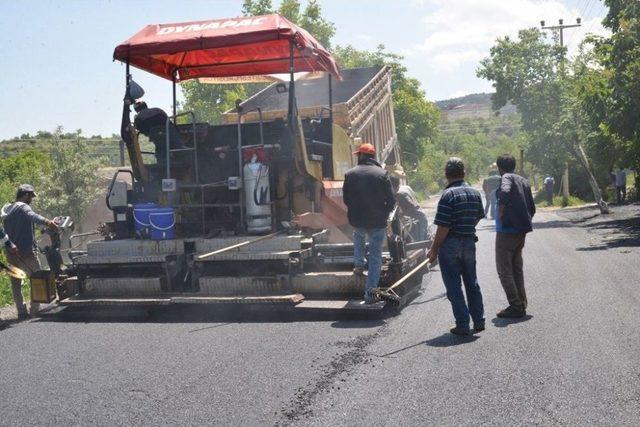 Hisarcık İle Hacılar Arasında Asfalt Çalışması Başladı