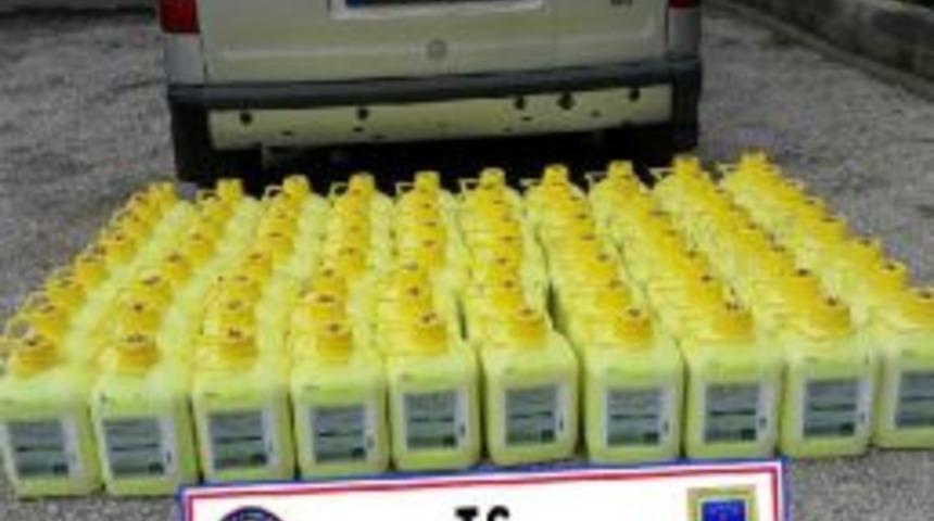 Keşan&rsquo;Da 500 Litre Ka&ccedil;ak Tarım Ilacı Ele Ge&ccedil;irildi