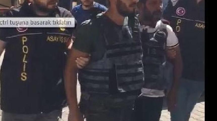 Diyarbakır'da 1 Kişinin &Ouml;ld&uuml;ğ&uuml; Davulcu Kavgasında 7 Tutuklama