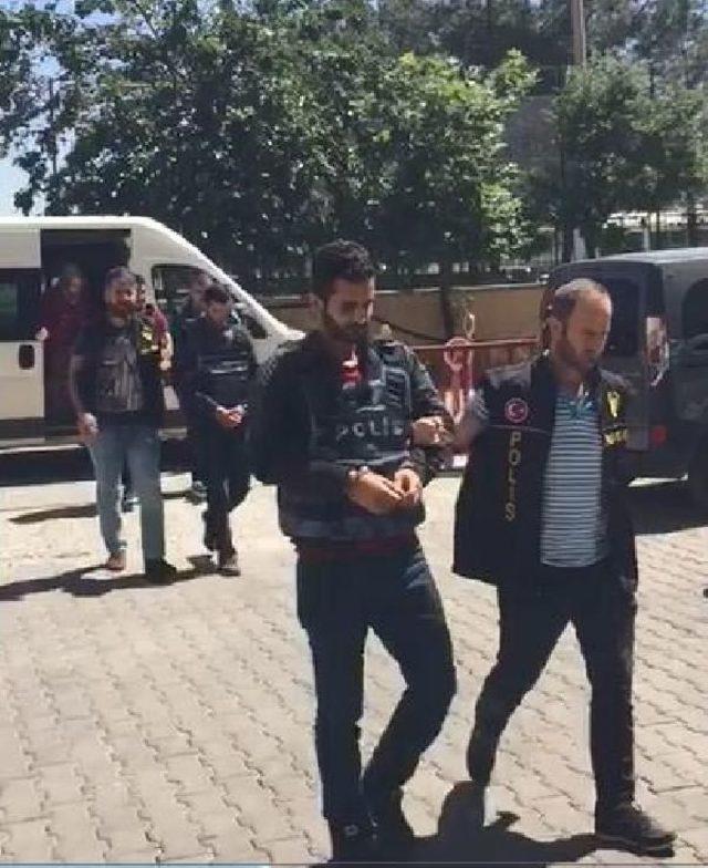 Diyarbakır da 1 Kişinin &Ouml;ld&uuml;ğ&uuml; Davulcu Kavgasında 7 Tutuklama 1